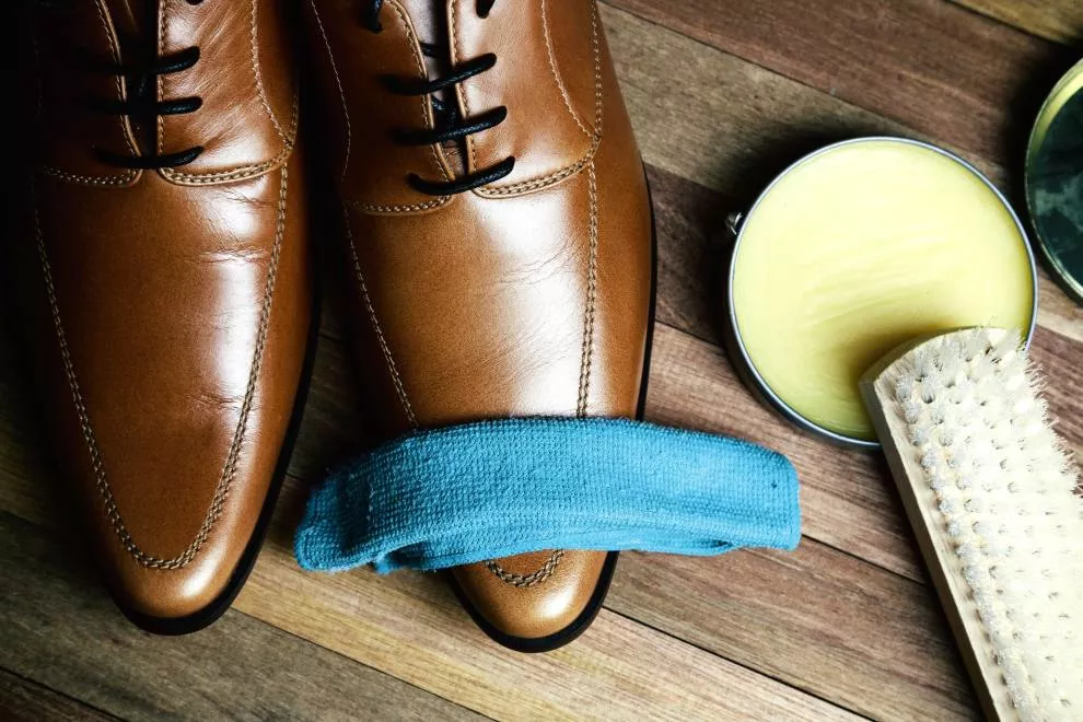 How Does Beeswax Affect Your Leather Clothes and Shoes?